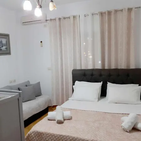 Shuka Ksamil Hotel